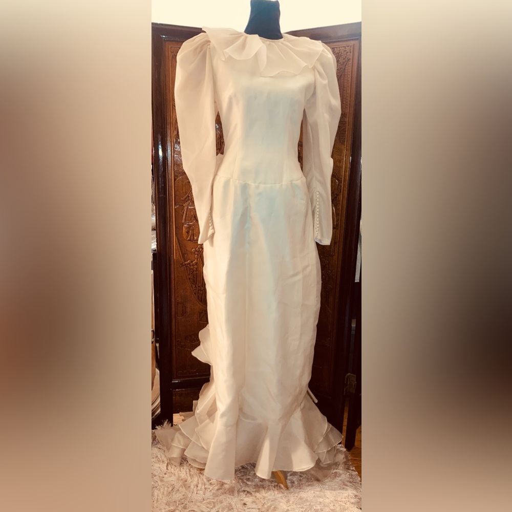 Vintage Oscar de la Renta 💯 silk wedding dress - Picture 2 of 16